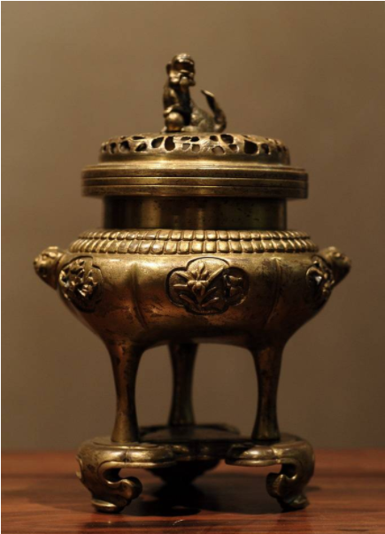 古香炉，古董，「大明宣德互部侍朗趙仲之監製」在銘，旧家藏出。 古香炉，古董，「大明宣德互部侍朗趙仲之監製」在銘，旧家藏