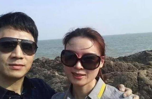 真替朱小贞感到不值得再看林生斌全家合照