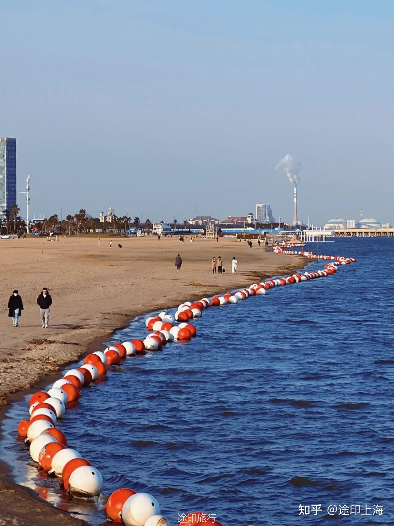 不出上海就可以感受碧海金沙逛吃渔村金山嘴渔村金山城市沙滩一日游