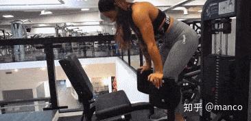 新手多久可以练深蹲 v2-46318d11f989c1b0bc930afb09903778_b.jpg