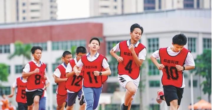 争取拿到30分满分上海体育中考4月开考统考4个项目共15分