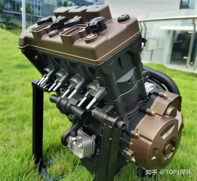 明天,搭载国产第二台四缸发动机的车型就要在西安发布了,但是昨天又 