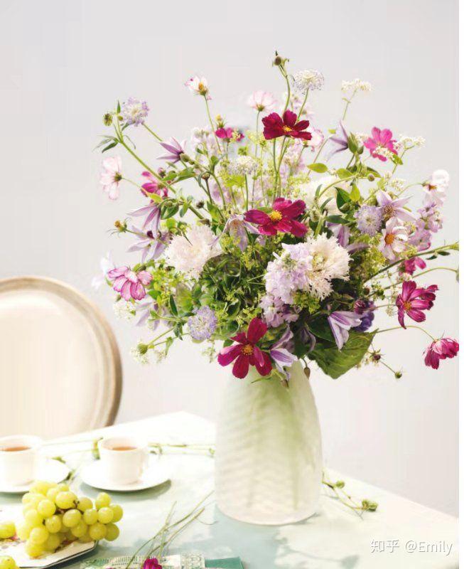 如何快速学会西式插花技巧,教你提升家居格调!