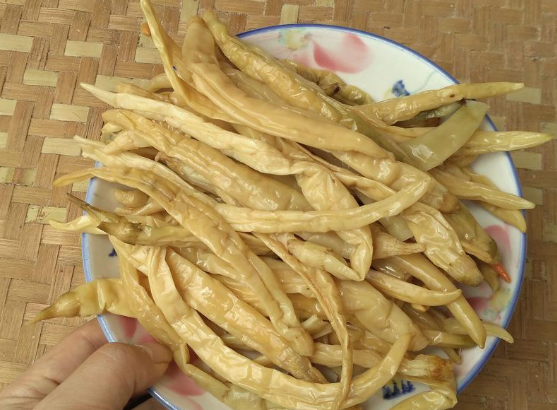 湖南人最爱的白辣椒是怎么做的(什么是白辣椒)插图(2)