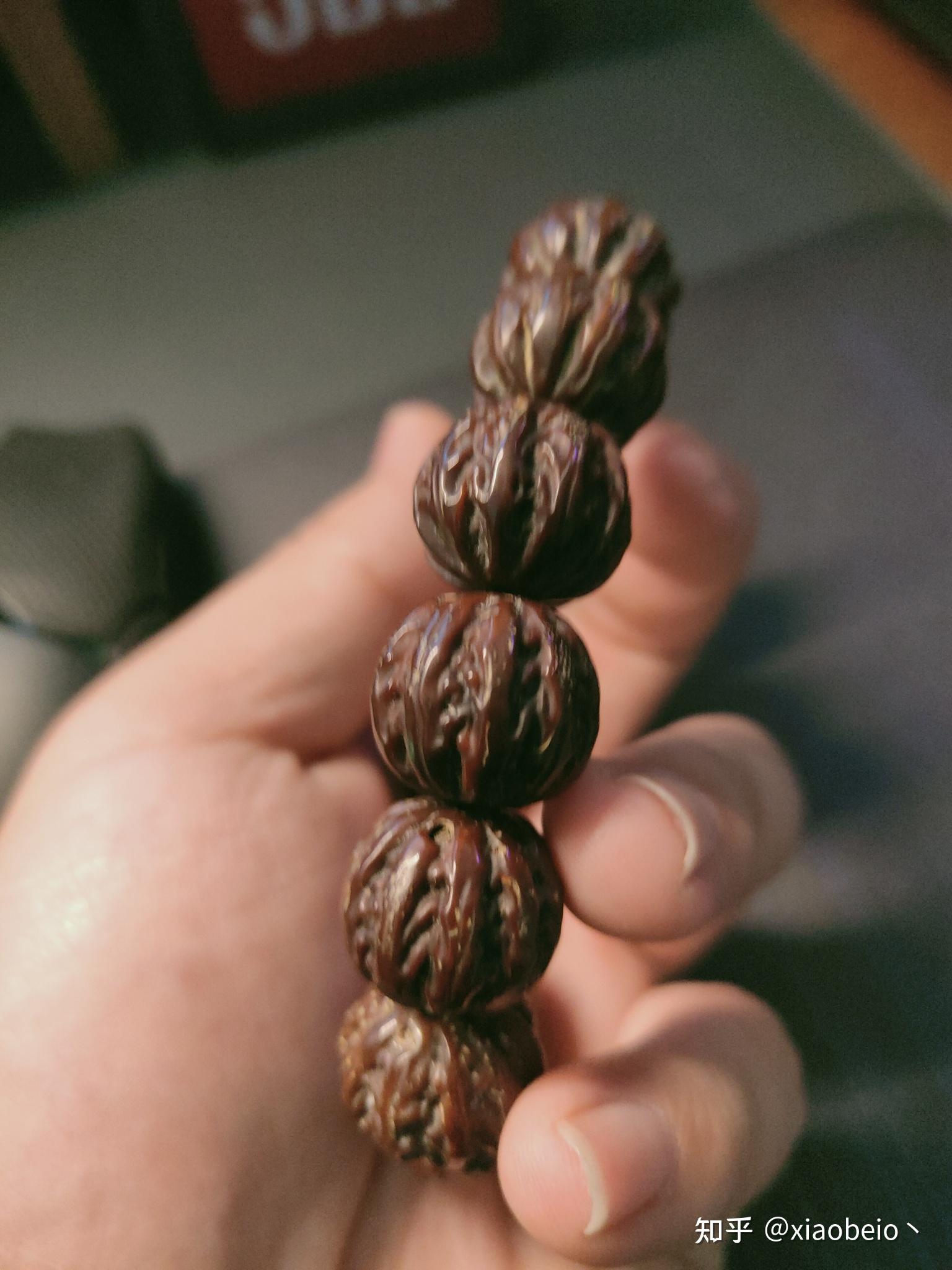 紫金鼠雕刻的八楞核桃呈黑色怎么弄? - 知乎