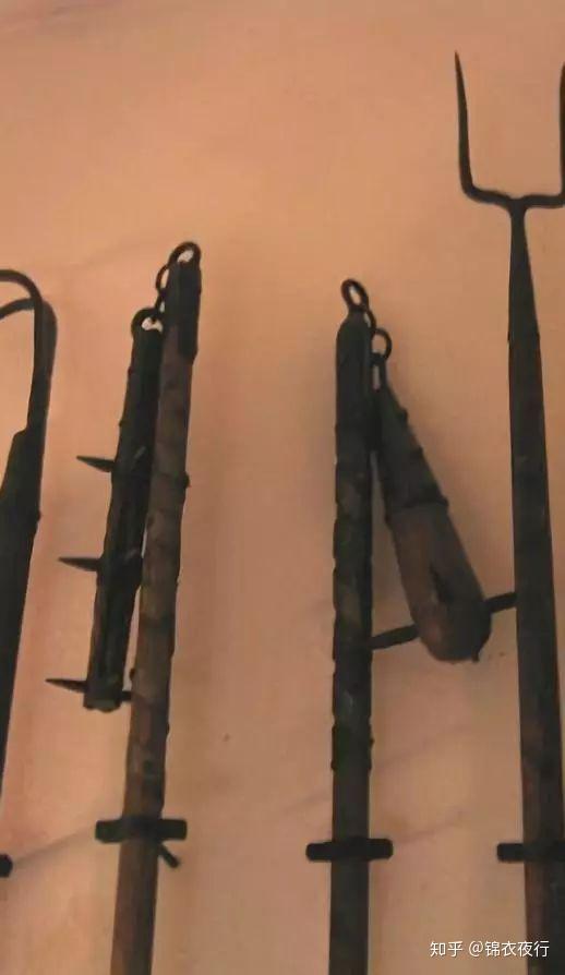 从步兵屌丝到骑士老爷都爱用的军用农具：欧洲链枷发展史 - 知乎