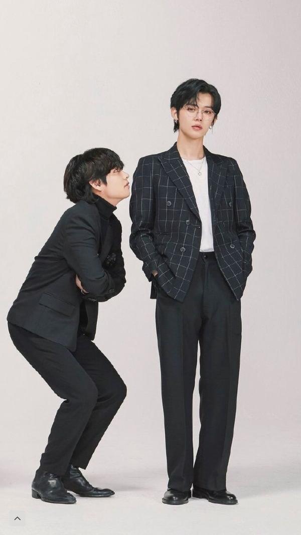怎么看待big Hit 家族照以及那张引发争议的金泰亨和txt崔连准的合照 知乎
