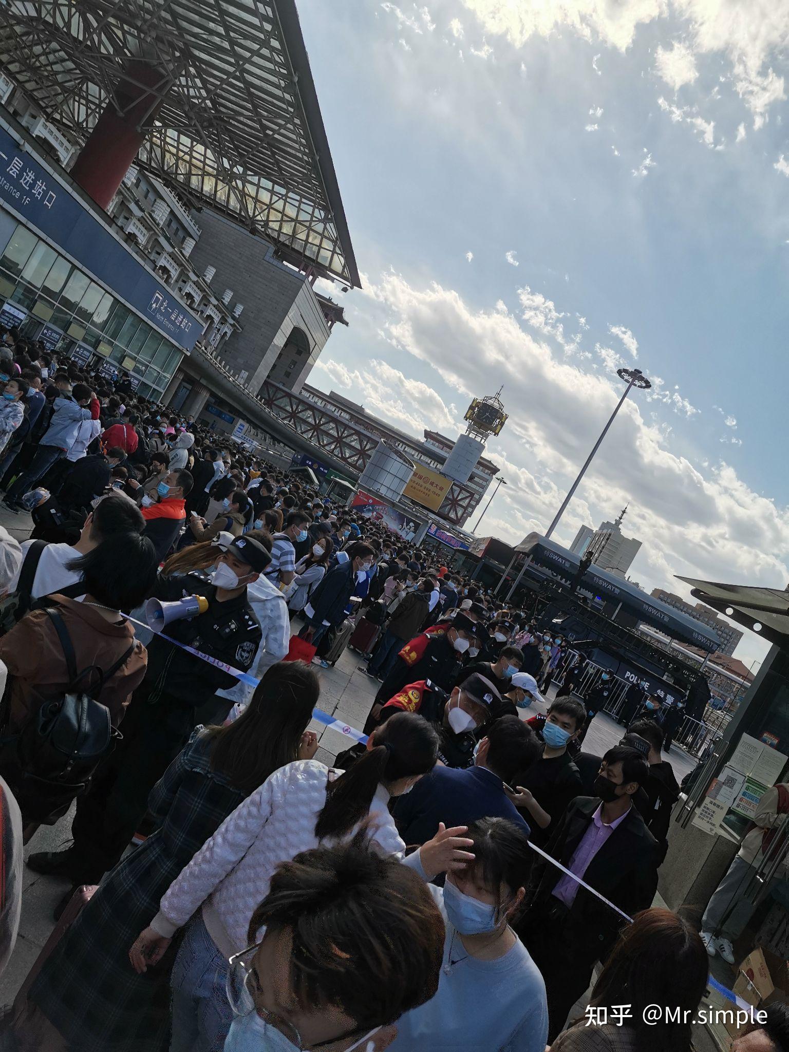 京广高铁部分列车晚点 2 小时以上,具体发生了什么?