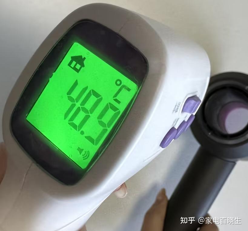 1,徕芬高速吹风机mini徕芬最近推出了全新高速吹风机mini,马达转速