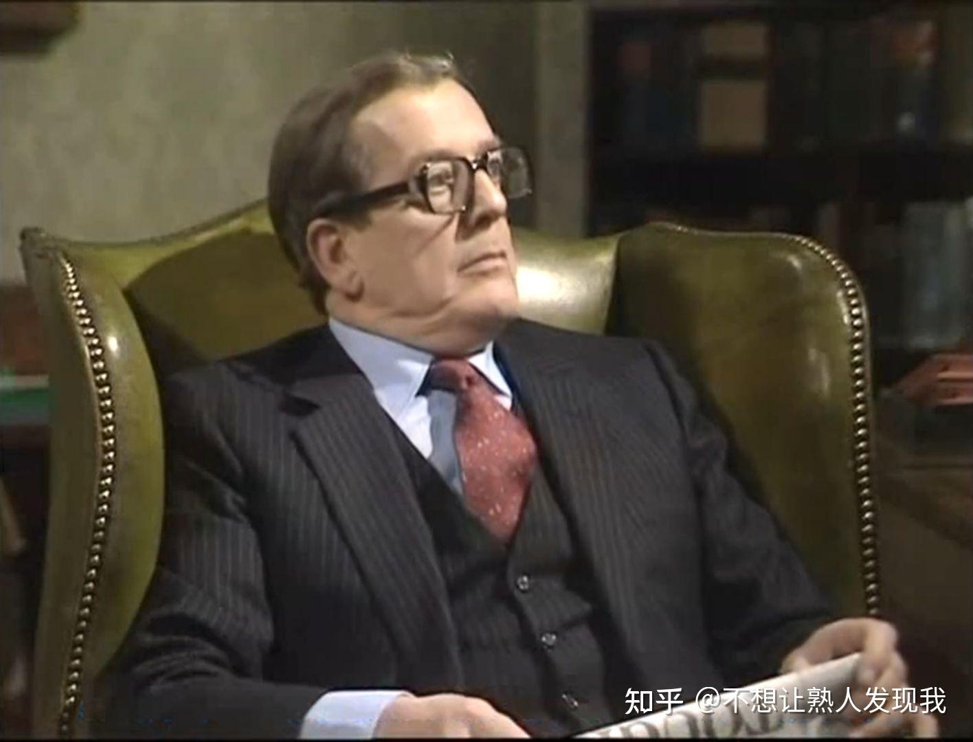 如何评价英剧是大臣中的人物阿诺德