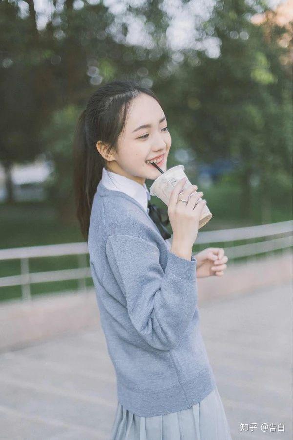 怎么让女人心甘情愿帮你 v2-47a93a1bf3a8f48fed5cc33c4380b004_r.jpg