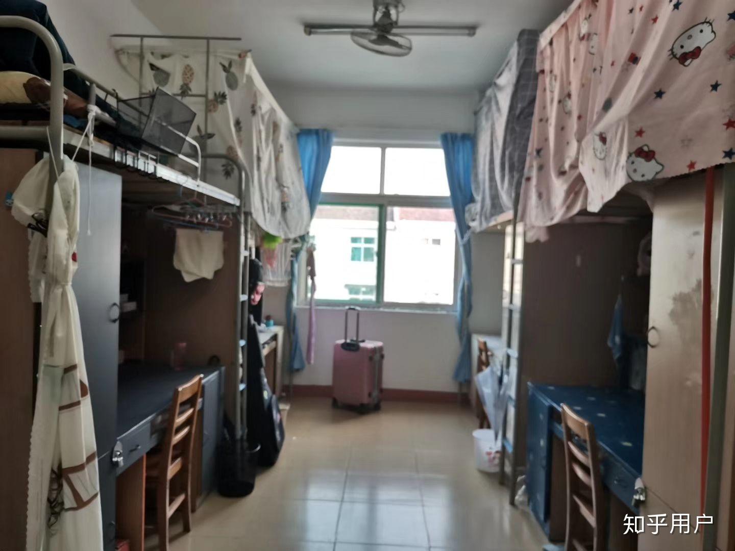 九江学院寝室照片图片