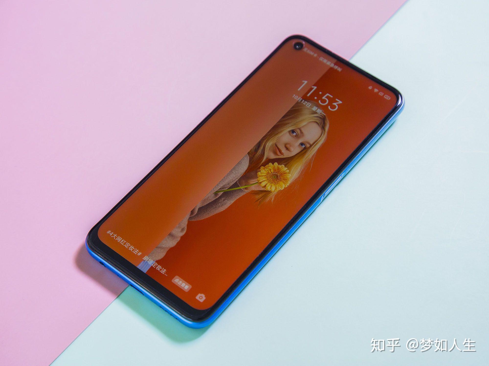 第一款是realme q2,它是目前1000檔最值得入手的機型,配置也是最為