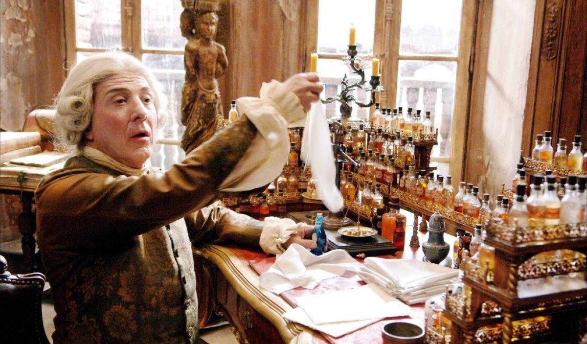 在发展炼金术的过程中发现的各种化学物质,衍生出的煅烧,蒸馏,提纯等