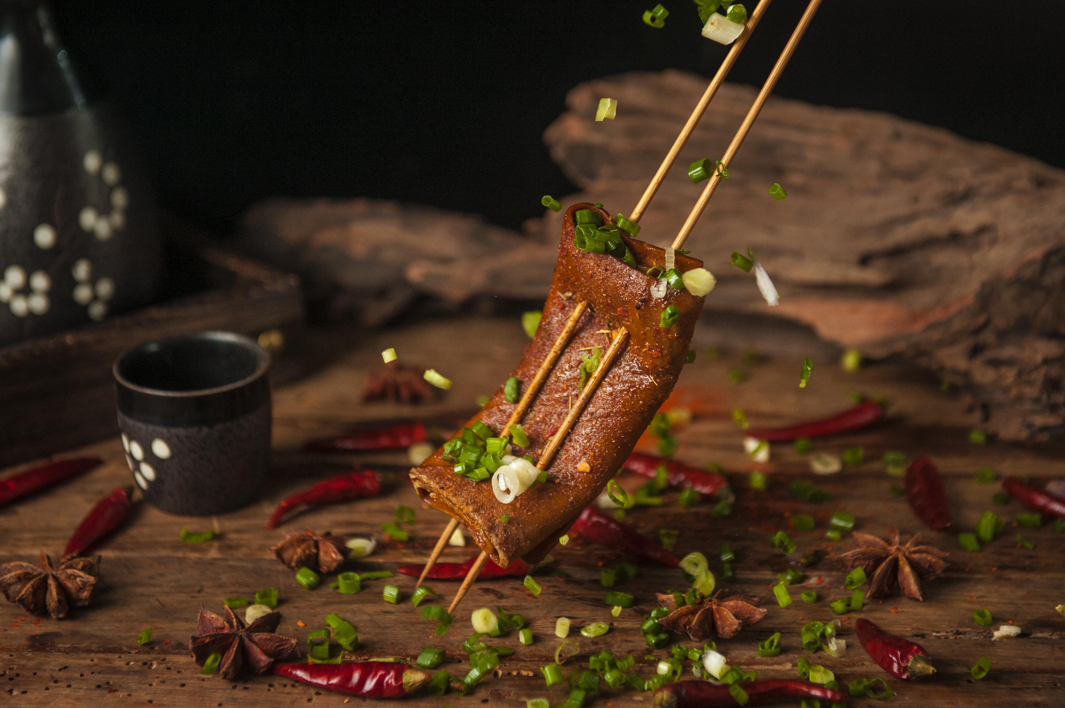 打卡成都美食圈软糯耙的烤苕皮豆干儿别说你还没吃过