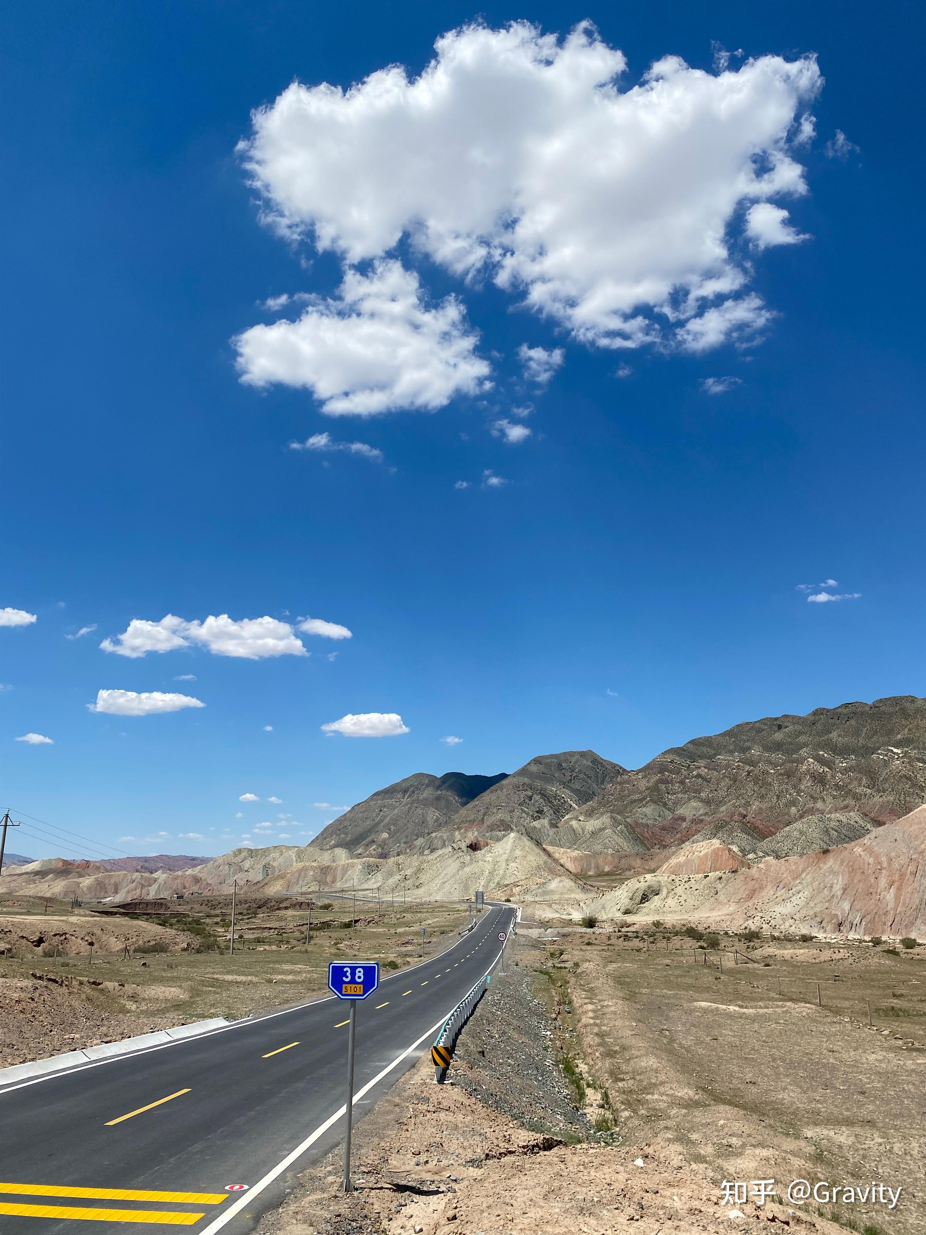新疆s101国防公路沿途有着怎样的景色