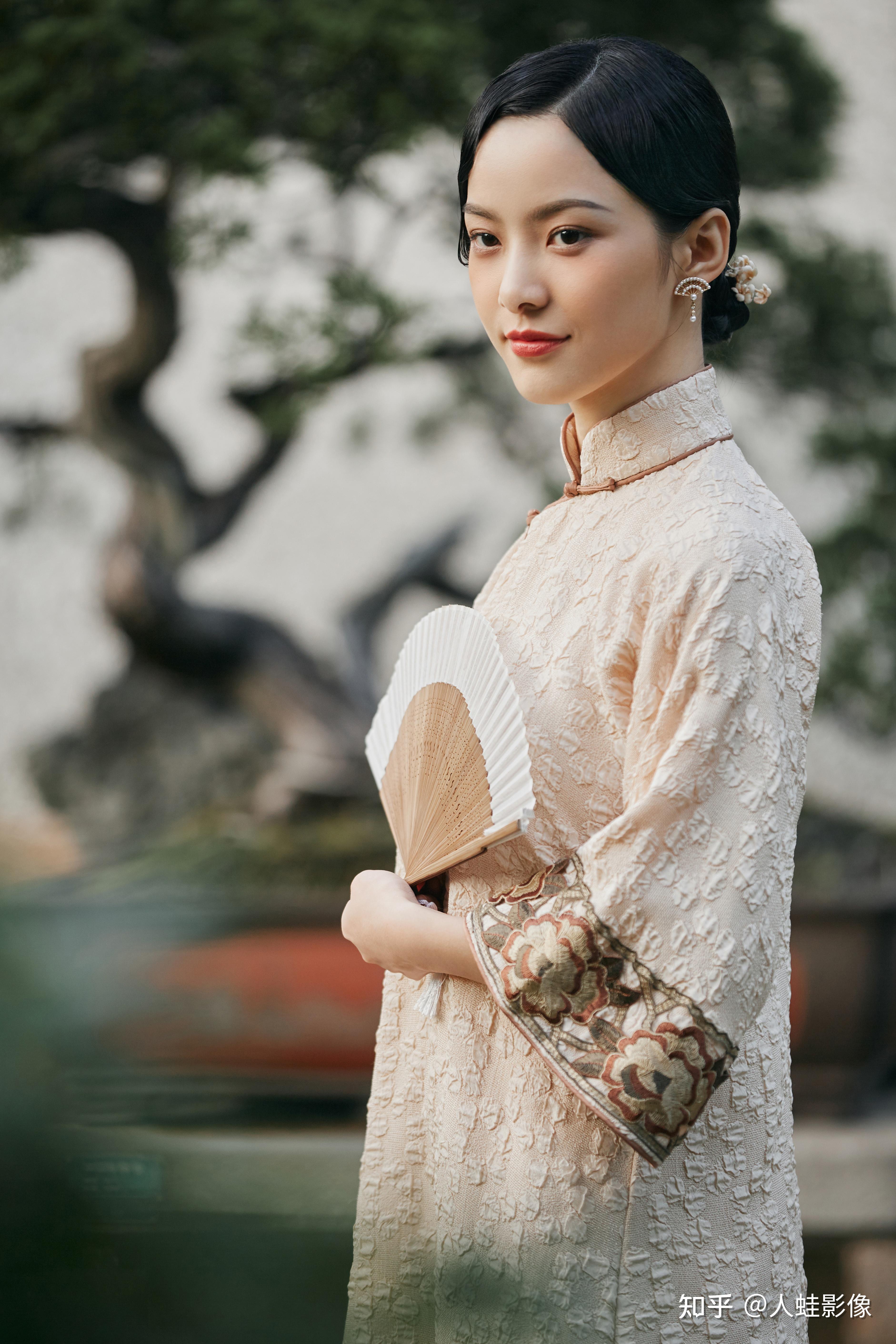 婚纱照影楼风和工作室风格有什么区别