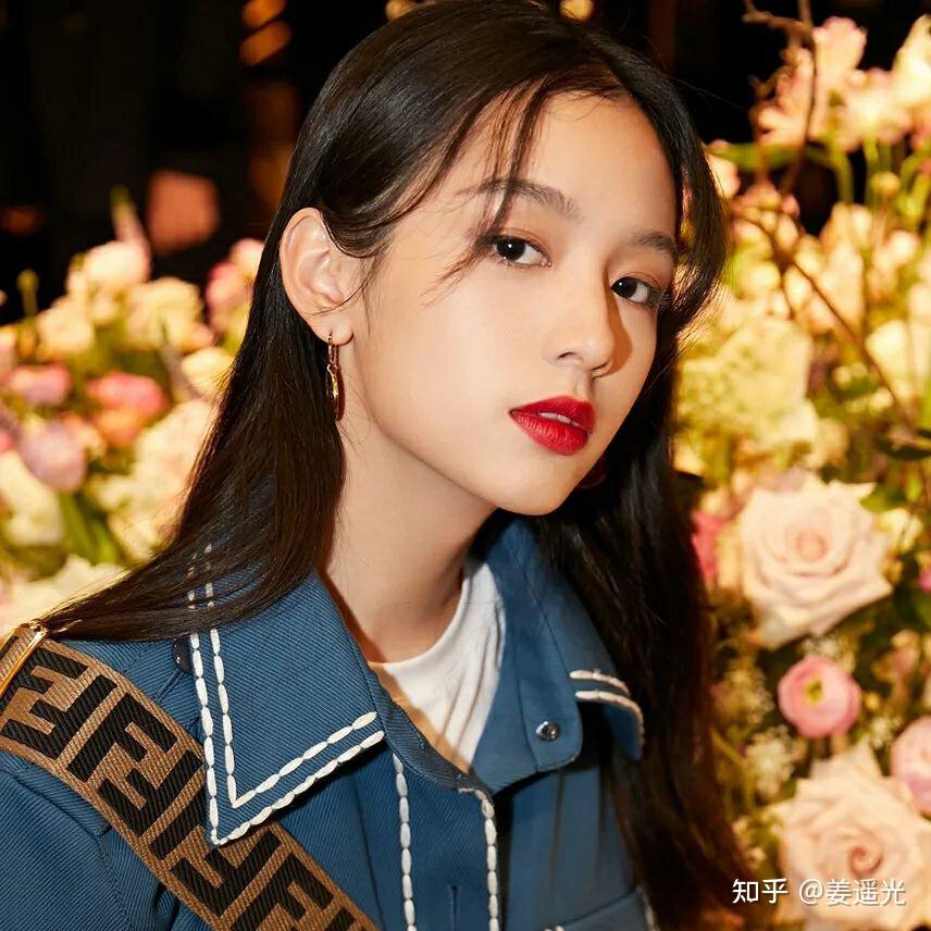 一看就很贵气的女孩子是什么样子的? - 知乎