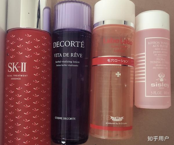 护肤以来 有哪些 空瓶的 化妆品 护肤品推荐 知乎 醒醒 19 03 27 混油 坐标深圳 最开始护肤的时候 别人推荐什么就用什么 用了特别不适合自己的皮肤 自己又不想浪费 咬着牙用完了 所以对我来说空瓶没有意义 可能是因为买了太多不好用的