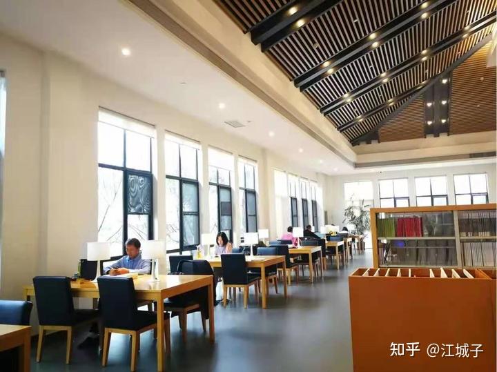 最美基层图书馆武汉汤湖图书馆