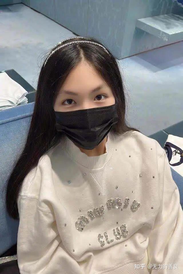 真是女大十八变,13岁王诗龄近照瘦身成功,气质大变样 - 知乎