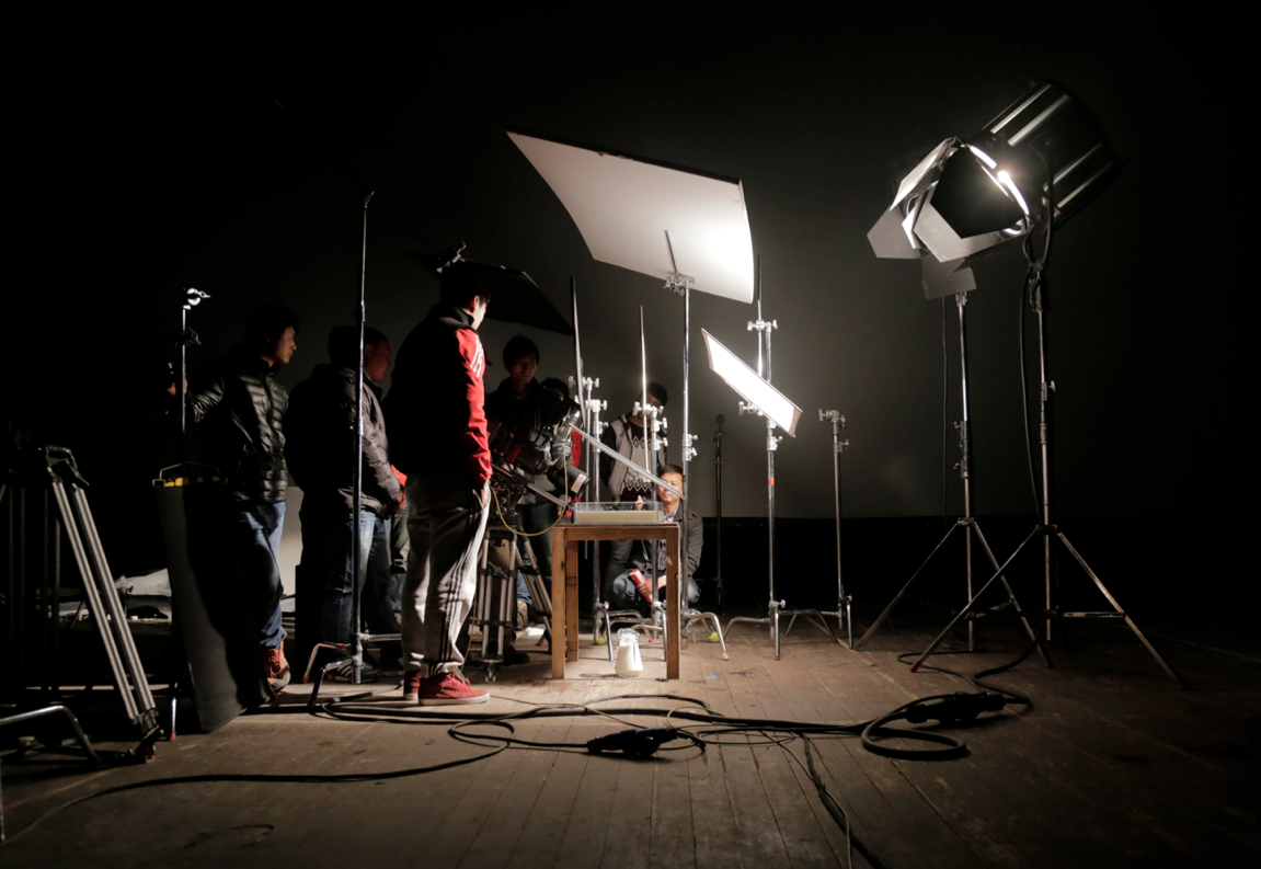 在片场的角色 - 知乎