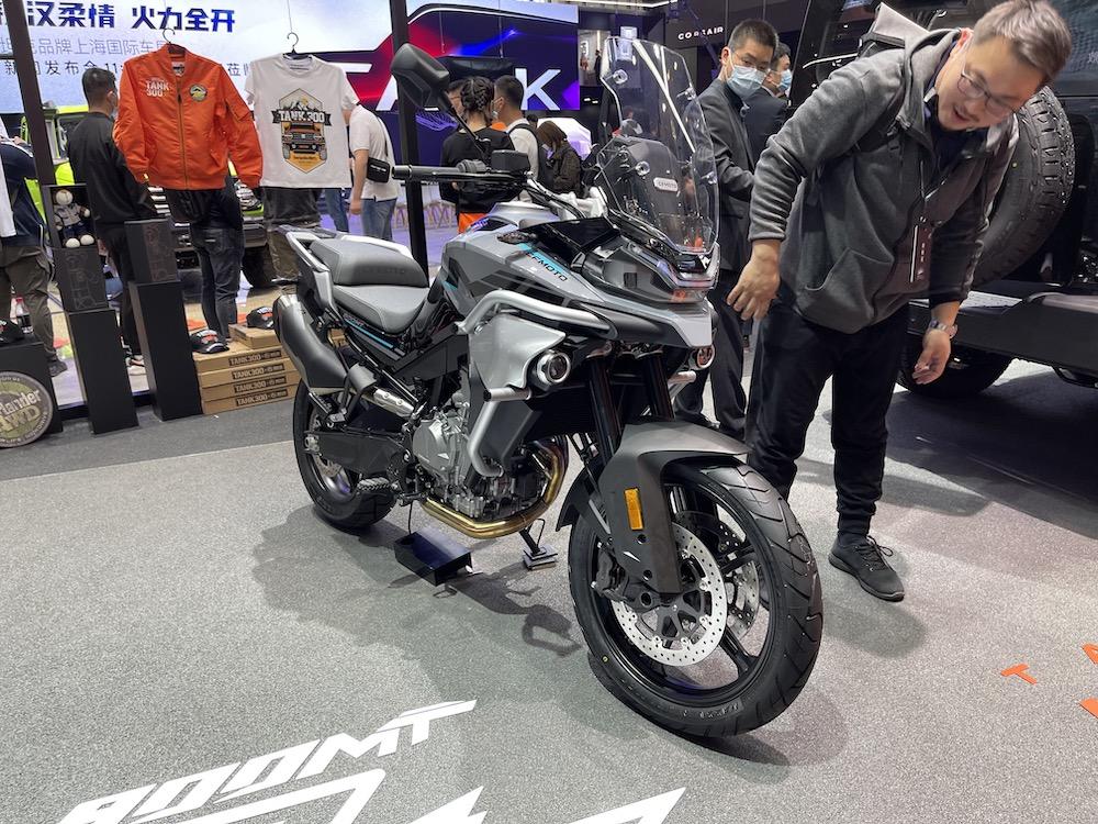 售57686368万春风800mt摩托车上市