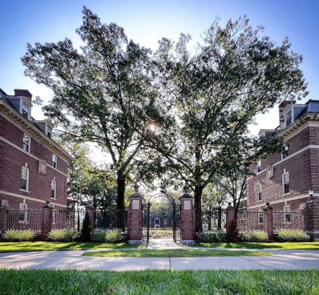 隐藏在农村的美国名校可别因为它村就放弃没准它带藤呢