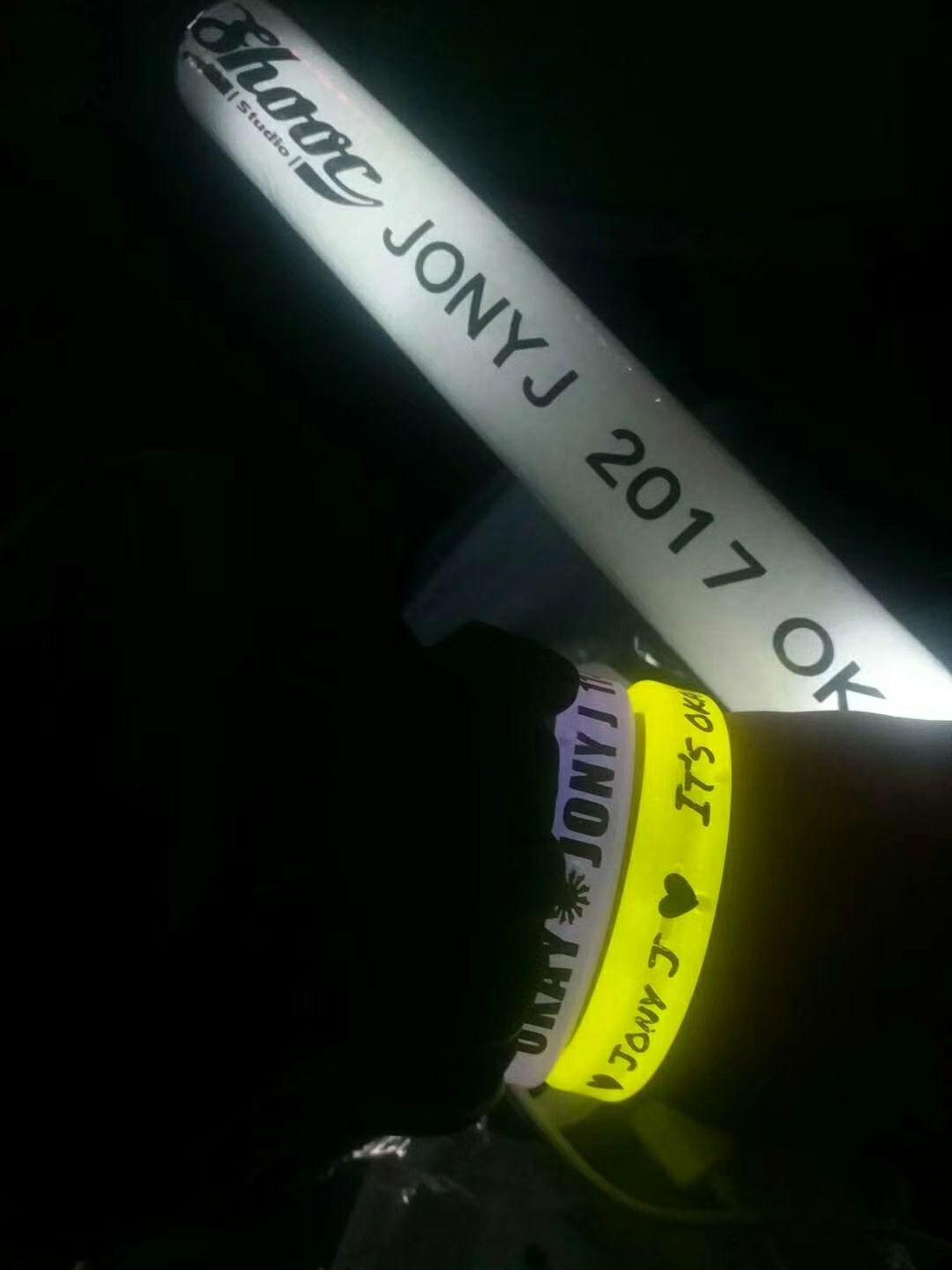 如何看说唱歌手jony j的新歌《奴隶》?