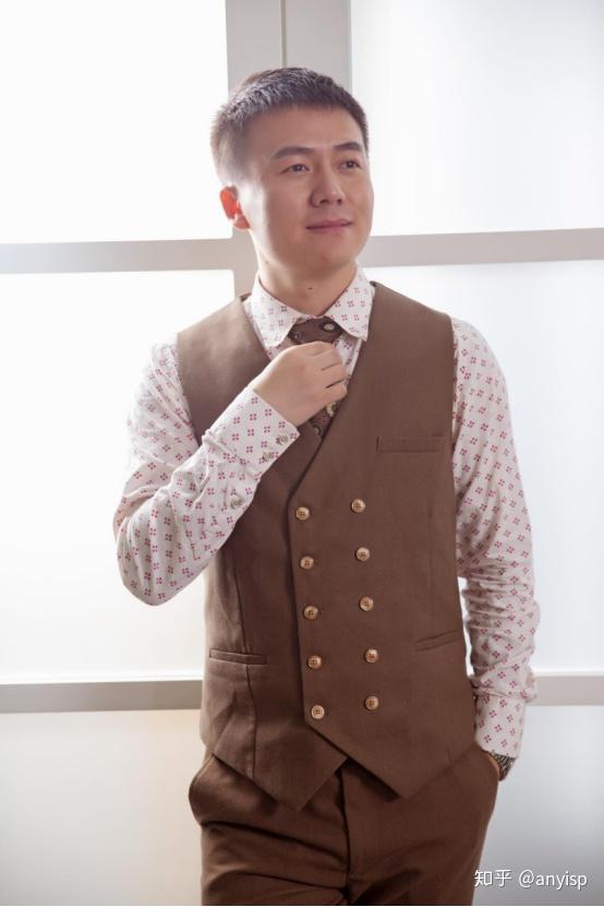 杨建东创业如酿酒历久愈香