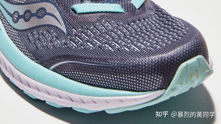 真正懂跑步的人,都买了什么样的跑步鞋?