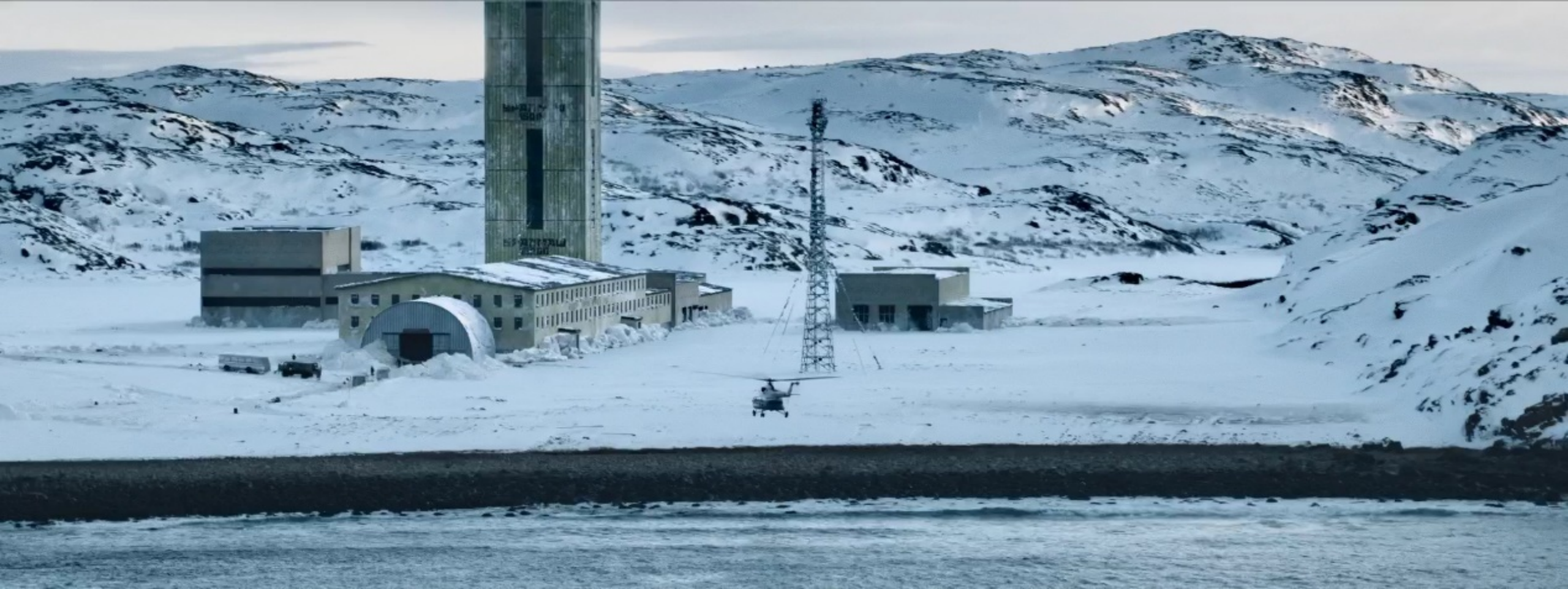 电影《科拉深孔》