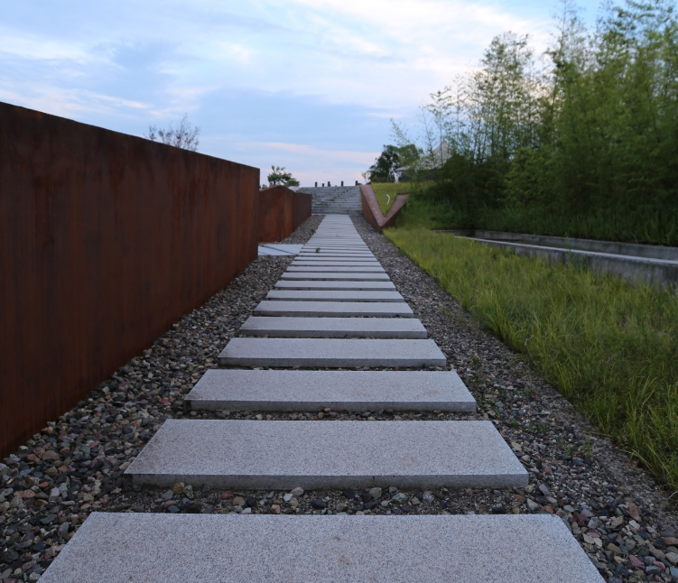关于酒文化的设计,闪电折线路,镂空框景,酒元素铺装和小品