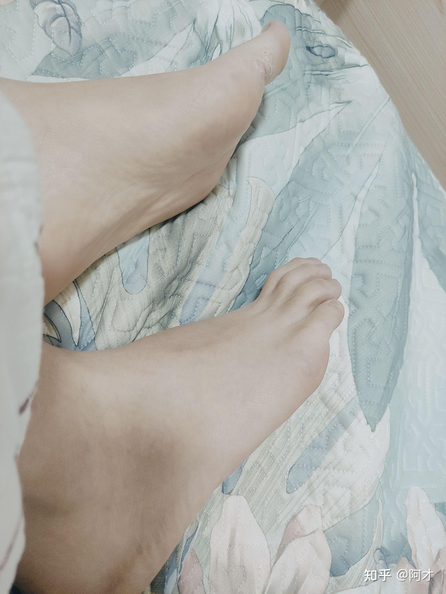 男生的脚可以好看到什么样子