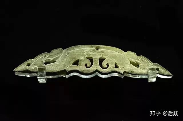 龙凤纹玉衡·苏山头汉墓出土龙纹玉佩·狮子山楚王墓出土玉冲牙·狮子