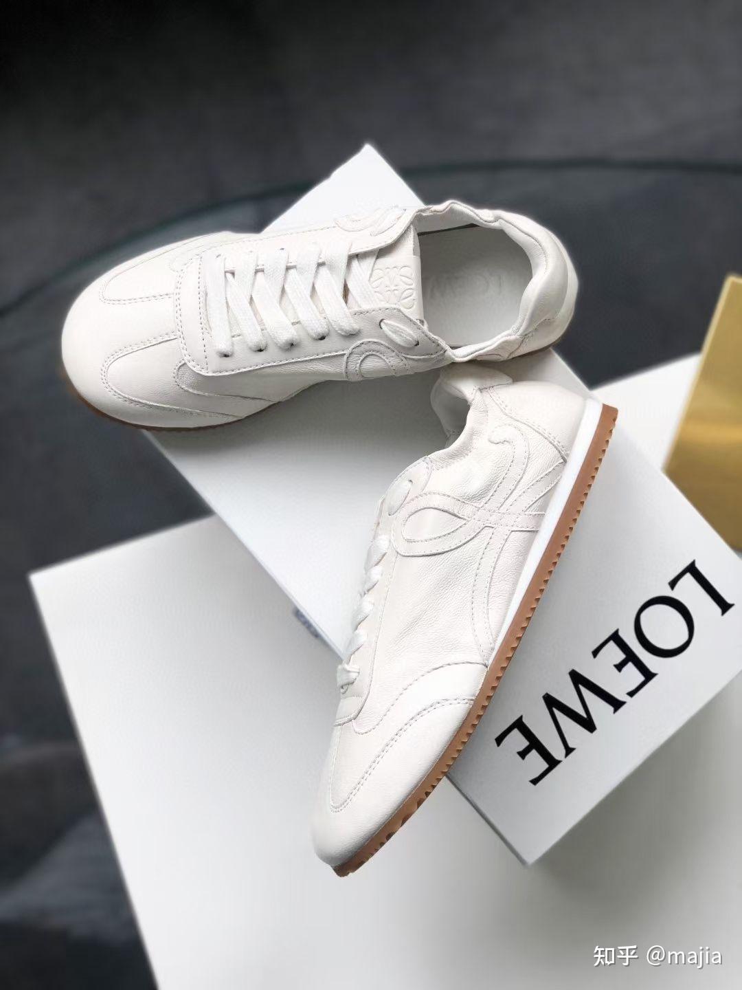 loewe罗意威全皮休闲女鞋 - 知乎