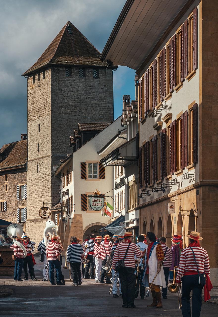 4. 周边配套齐全