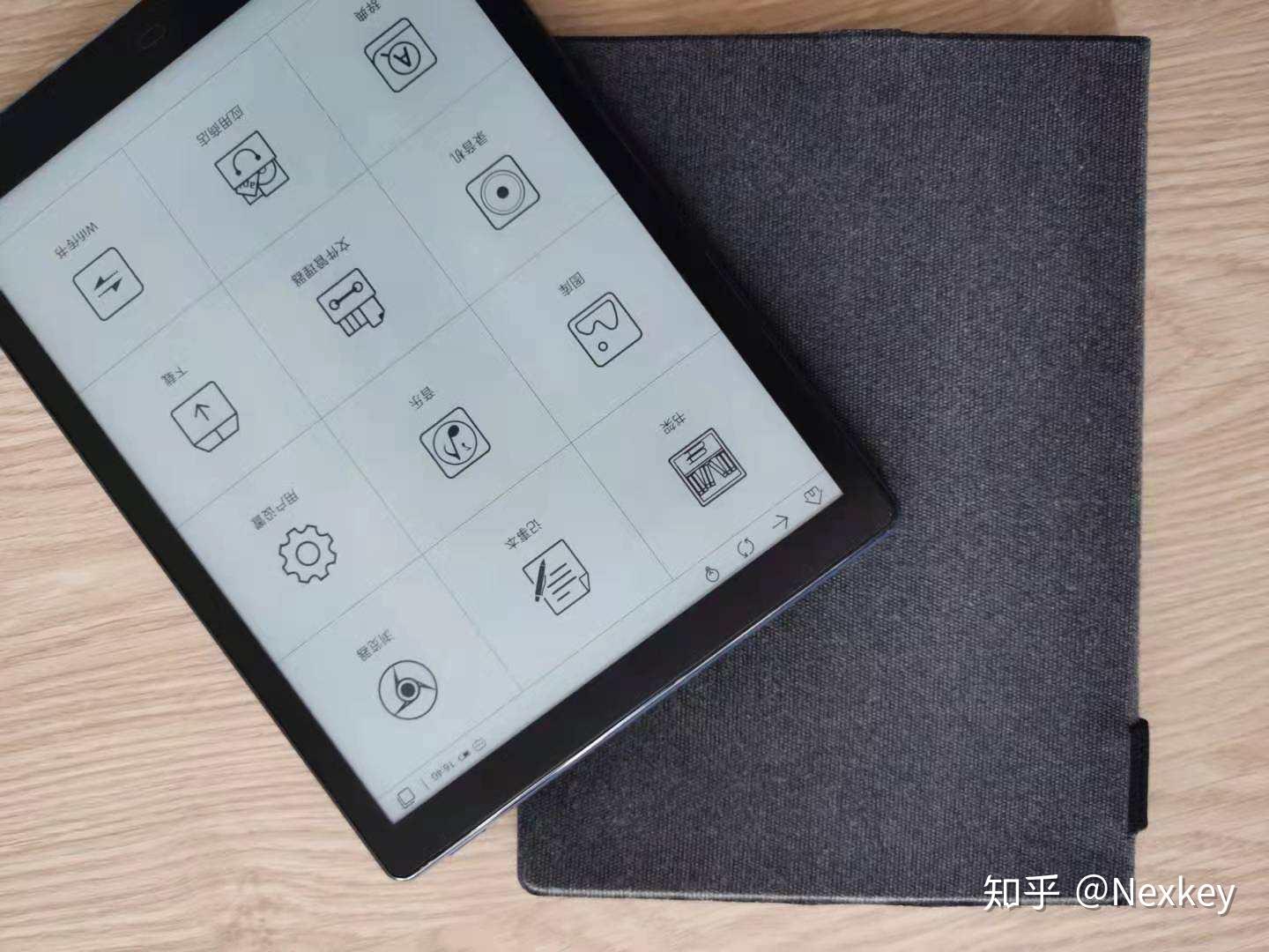 全新10英寸eink电子墨水屏