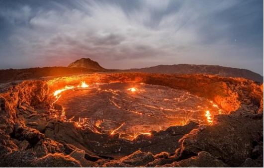 地球开启地狱火模式贺兰山自燃300年每年损失超10亿