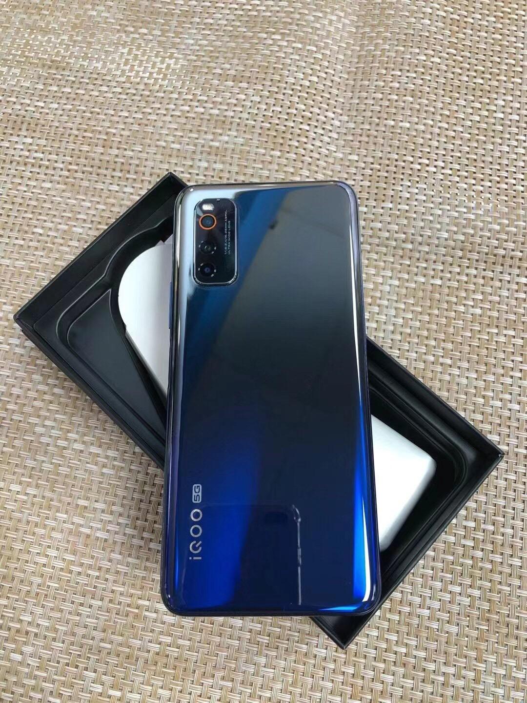 二手iqooneo3值多少