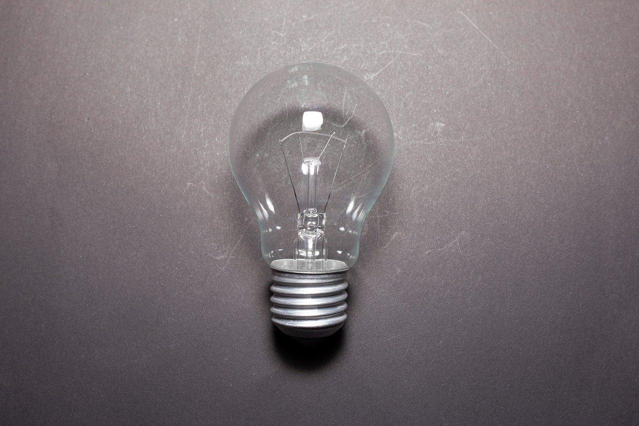 电灯亮度多少好