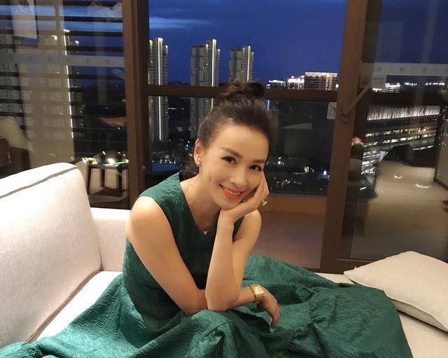 微商"教母"张庭直播带货首秀创2.56亿销售额,其中1.