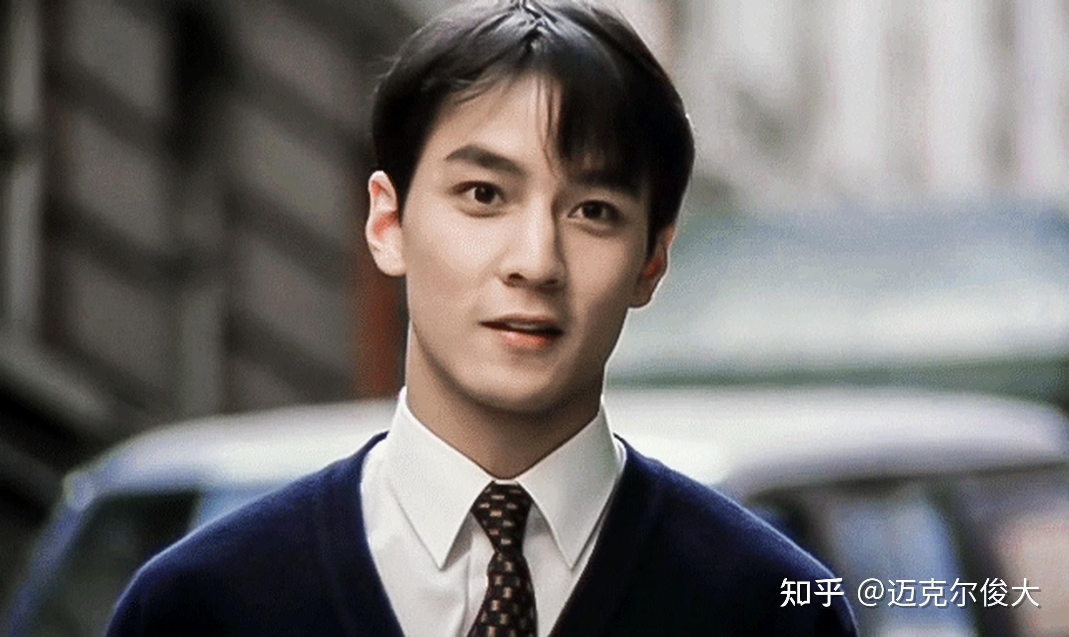 中国男演员中颜值最高的前三位是? - 知乎