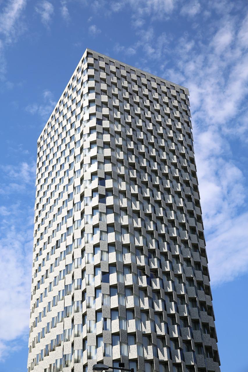 盈石广场怎么样