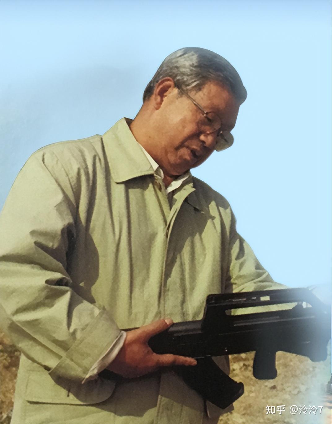 朵英贤院士(1999年当选)