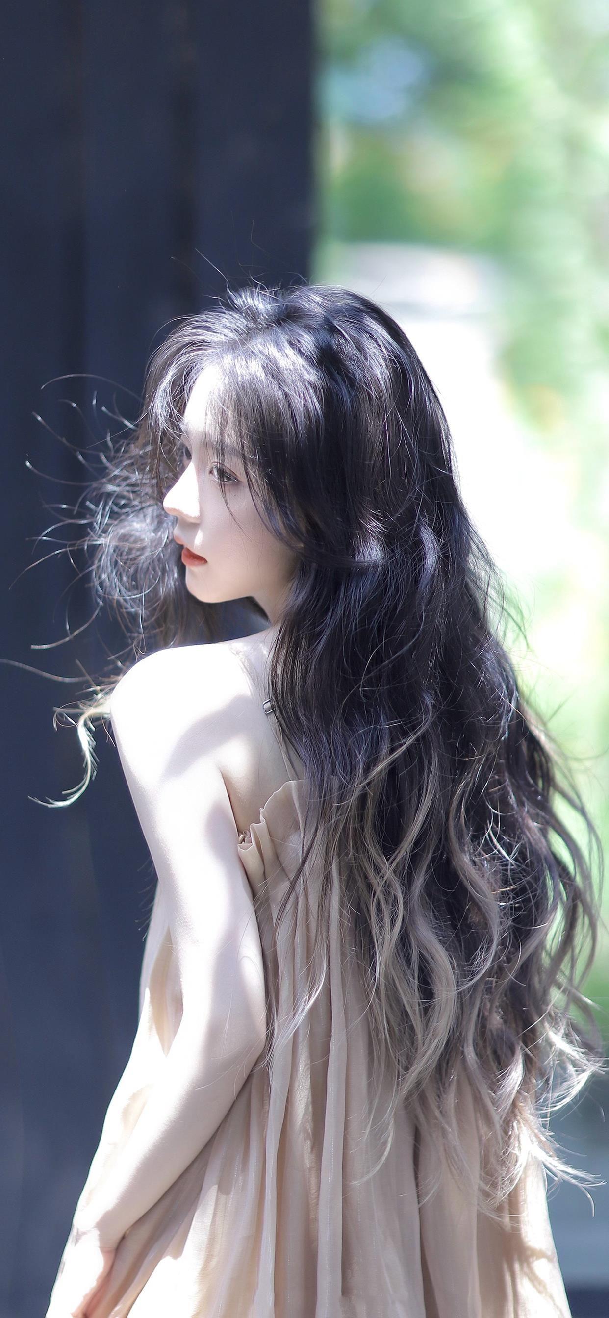 求分享适合做手机壁纸的清纯小姐姐