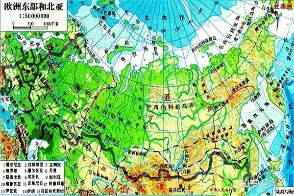 秋明油田位于西西伯利亚平原北部,远景储量可达600亿吨,是世界上