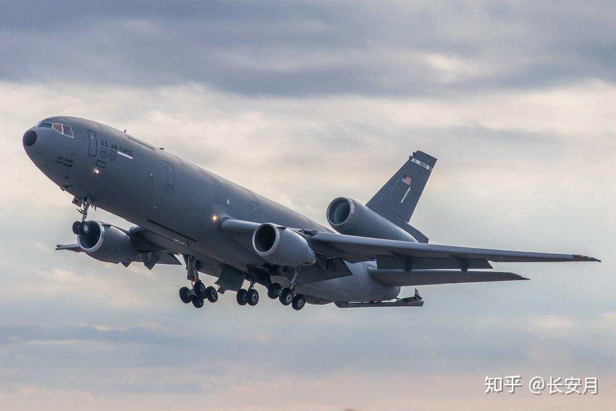 加油兵力:第60空中机动联队2架kc-10a加油机,编号为82-0191的kc-10a