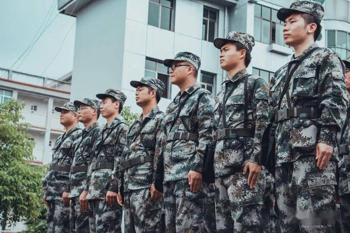 中国民兵形象走向正规化,美国人:别把中国民兵的作用小瞧了 知乎