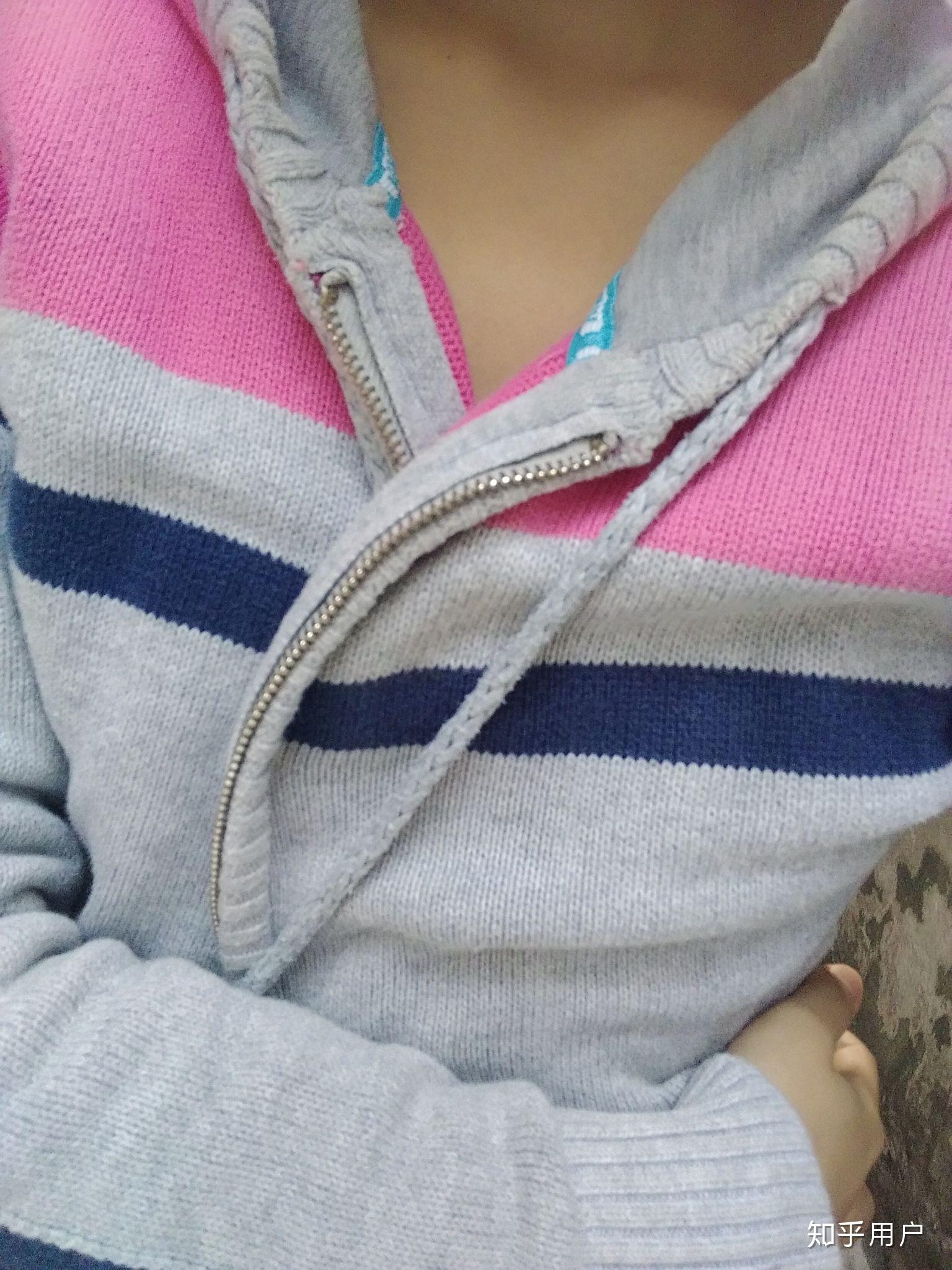 女生胸小是一种什么样的体验?